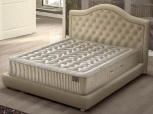 Colchón Merino con núcleo de HR perfilado, Visco Soja Memory de 50Kg y visco Therm-Essence, con 7 zonas de descanso e independencia de lechos, lo cual proporciona una tumbada confortable, ergonómica y fresca, ideal para cualquier tipo de base.